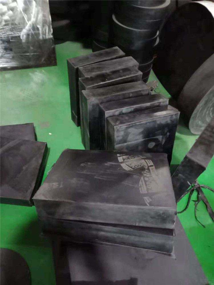 1622360300542464.jpg 94223395903732901.jpg